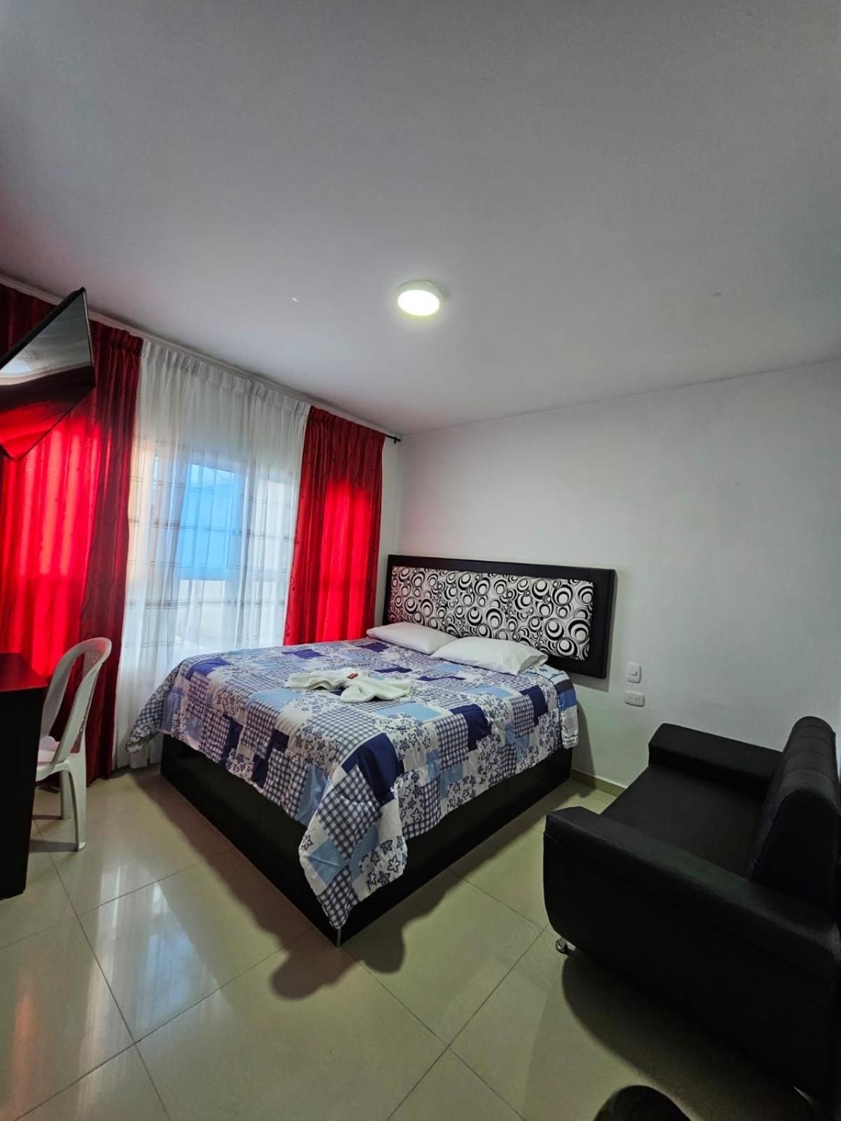 Hotel Big Ben Malaga Santander Dış mekan fotoğraf