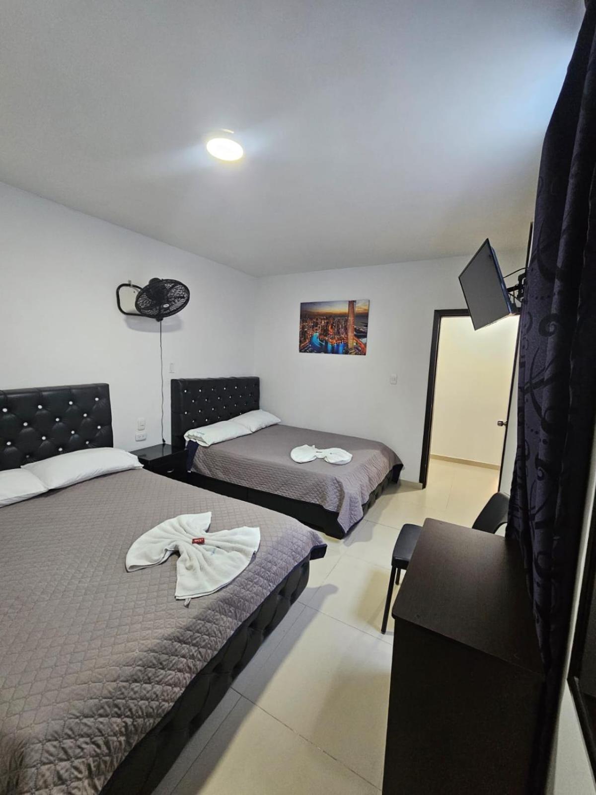 Hotel Big Ben Malaga Santander Dış mekan fotoğraf